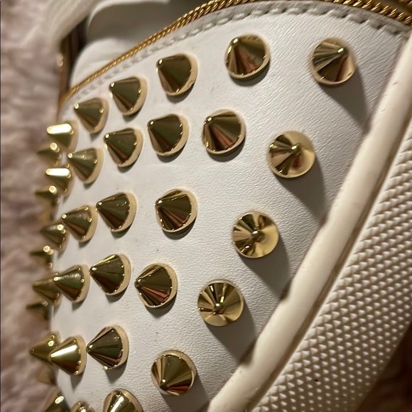 Christian Louboutin White Leather Sneakers with Gold Detailing (like new) - Picture 11 of 12